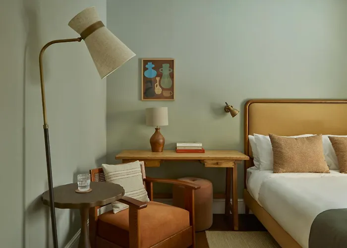 Miiro Borneta 4* Barcelona