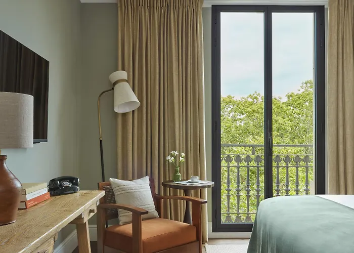 Miiro Borneta Hotel 4*